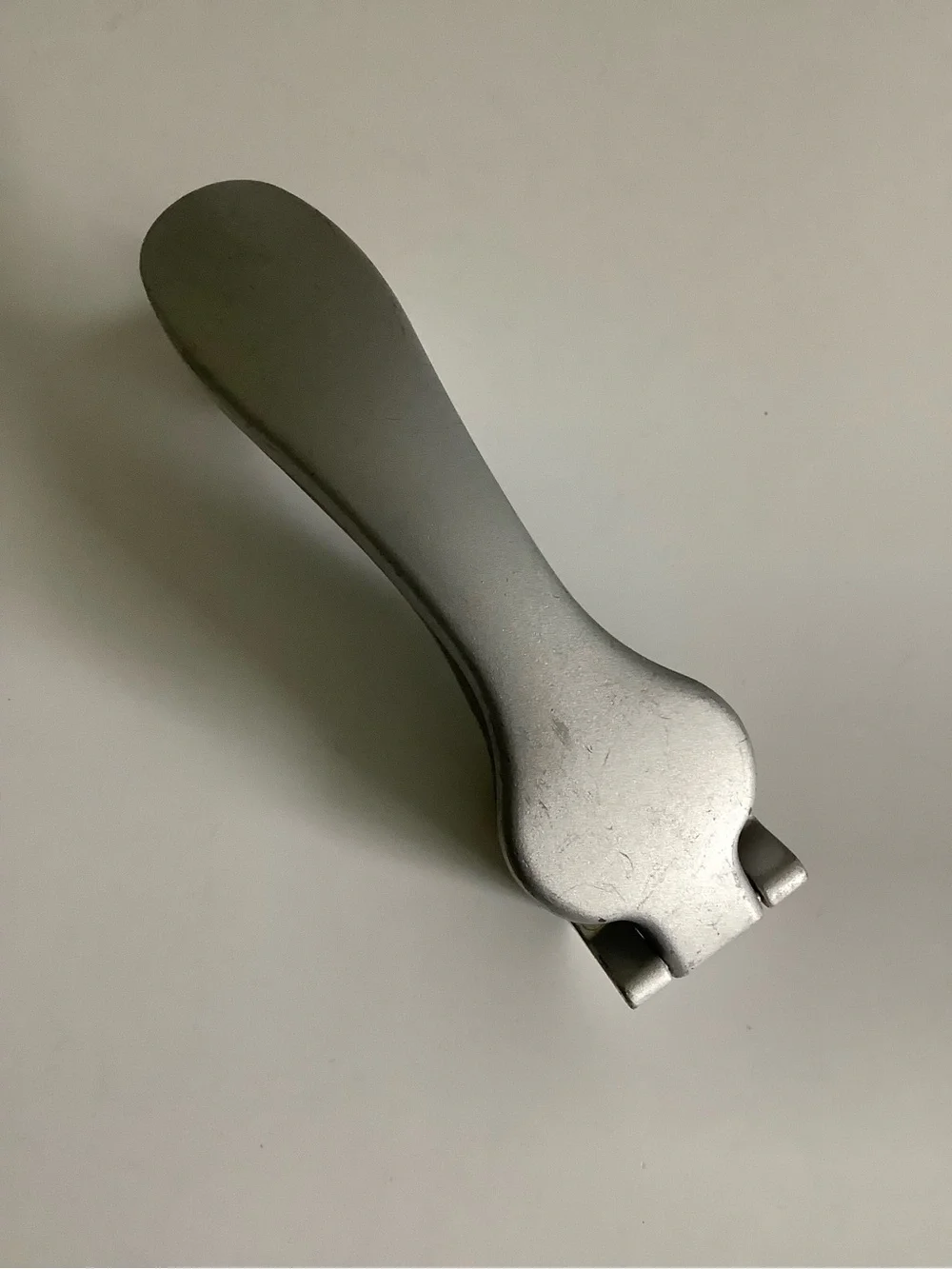 PAMPERED CHEF Garlic Press